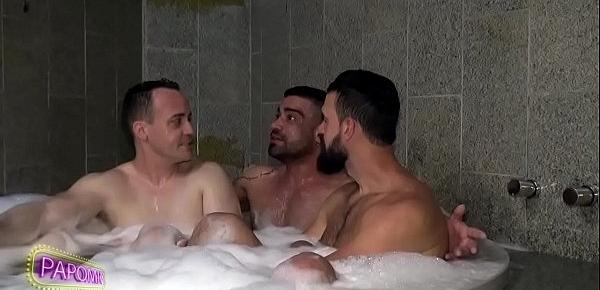  SUITE 69 - No banho com Wagner Vittoria e Andy Onassis bate papo sobre o sobre sexo - Parte 2